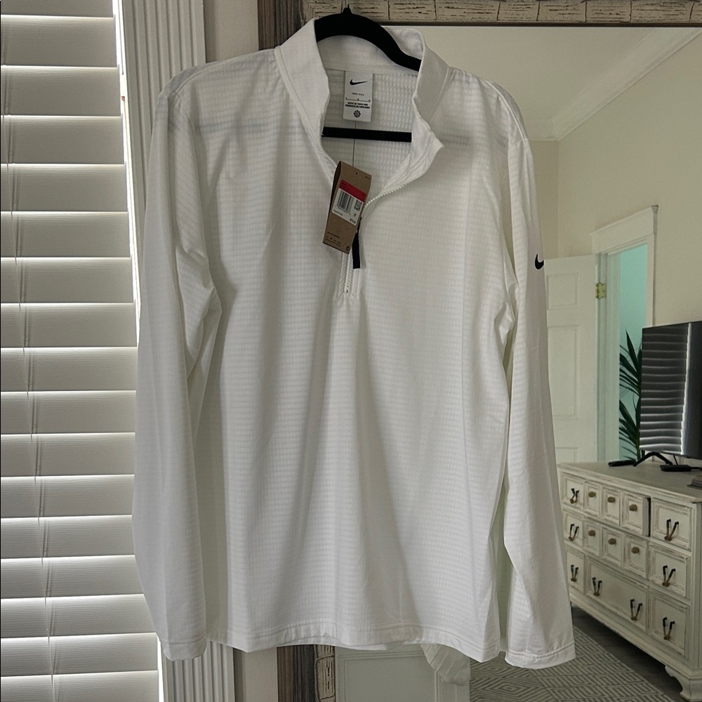 NWT Men’s Nike Dri-Fit Pullover